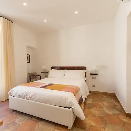 Residenza Il Campanile Гостевой дом Сорренто