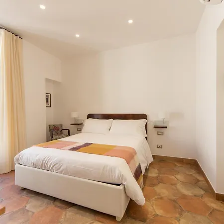 Residenza Il Campanile Гостевой дом 4*