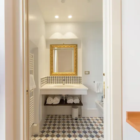 Residenza Il Campanile 招待所 4*