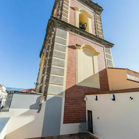 Konukevi Il Campanile